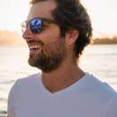 Handsome, tall and tanned guy wants to meet shy woman in Grande Prairie